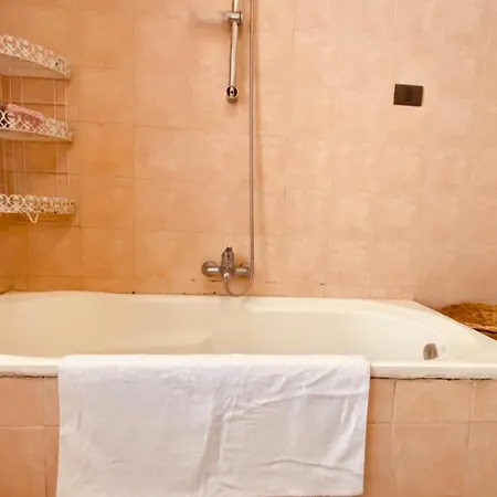 Gasthuis Apartment Tirana