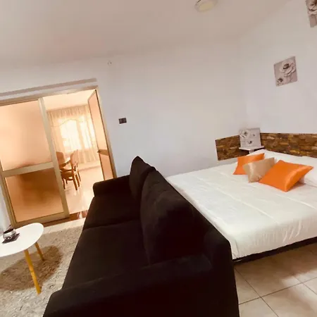 게스트하우스 Apartment *