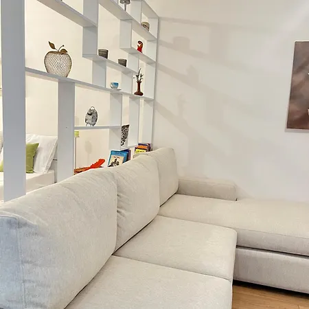 Apartmán Tirana Apartment *